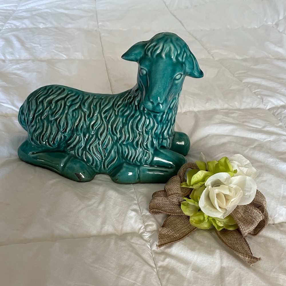 NWT Ceramic Sheep